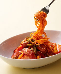 完熟トマトの『幻の横濱ナポリタン』